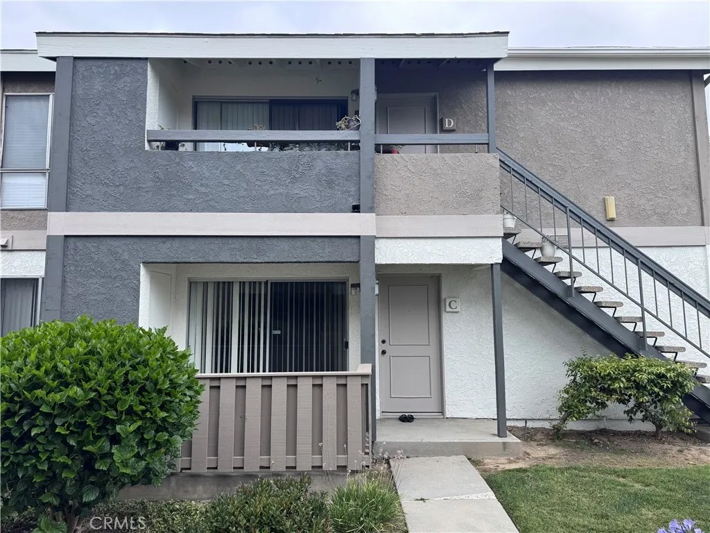 2871 S Fairview C