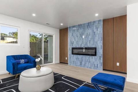 Tiny photo for 13751 Powers Rd, Poway, CA 92064 (MLS # PTP2508292)