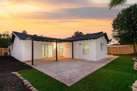 Tiny photo for 13751 Powers Rd, Poway, CA 92064 (MLS # PTP2508292)