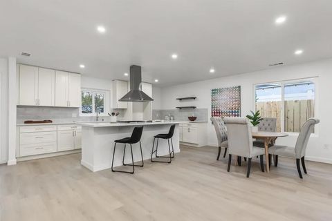 Tiny photo for 13751 Powers Rd, Poway, CA 92064 (MLS # PTP2508292)