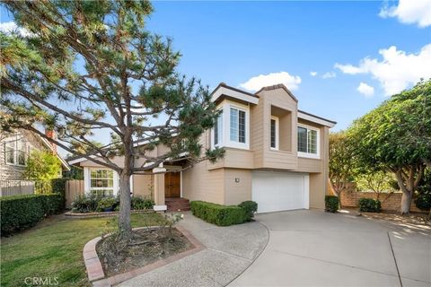 Photo of 41 Hermosa, Irvine, CA 92620 (MLS # OC26076174)