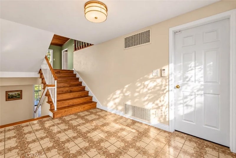 22763 Macfarlane