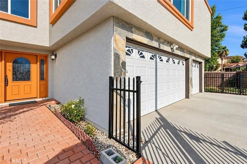 22763 Macfarlane