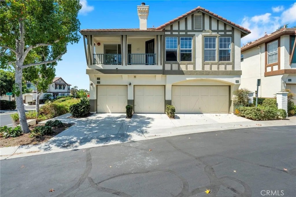 Photo of 402 Bay Berry Pl, Encinitas, CA 92024 (MLS # LG26195398)