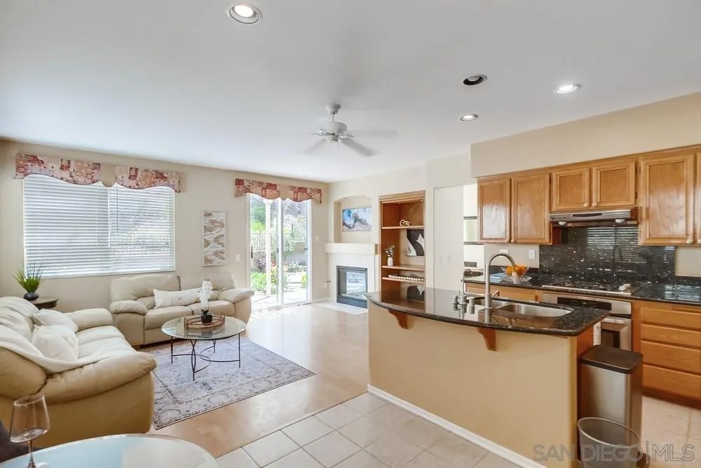 13837 Fontanelle Pl