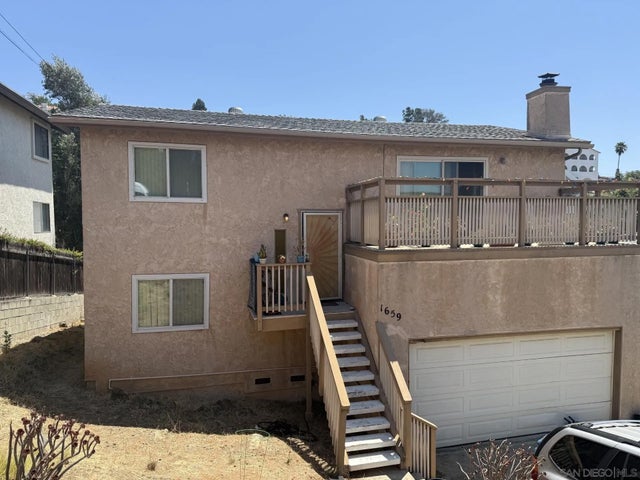 1659 Portola Ave, Spring Valley