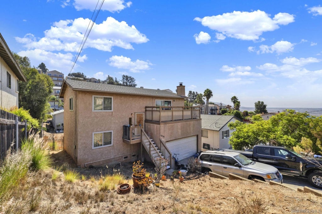 Photo of 1659 Portola Ave, Spring Valley, CA 91977 (MLS # 260018851)