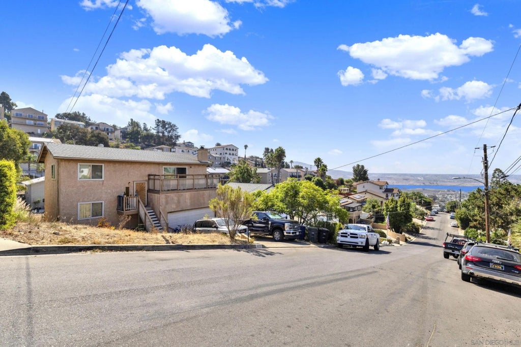 Photo of 1659 Portola Ave, Spring Valley, CA 91977 (MLS # 260018851)