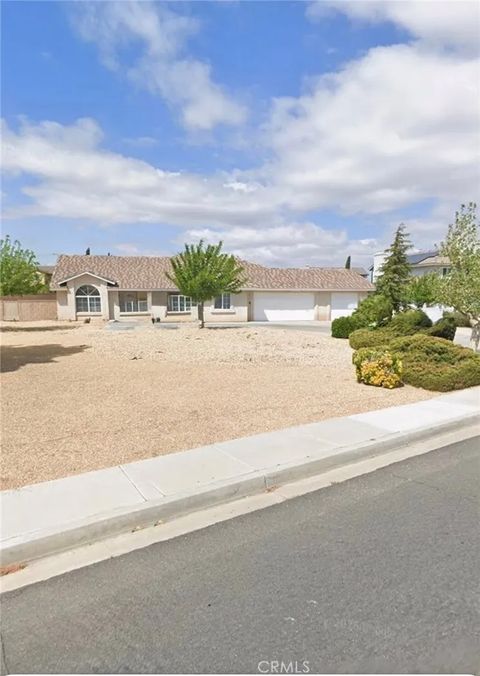 Photo of 13250 Ivanpah Road, Apple Valley, CA 92308 (MLS # PW26030885)