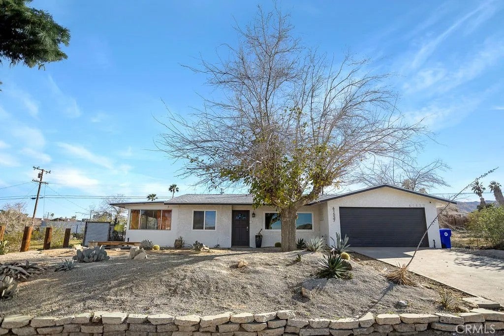 61537 Valley View Drive