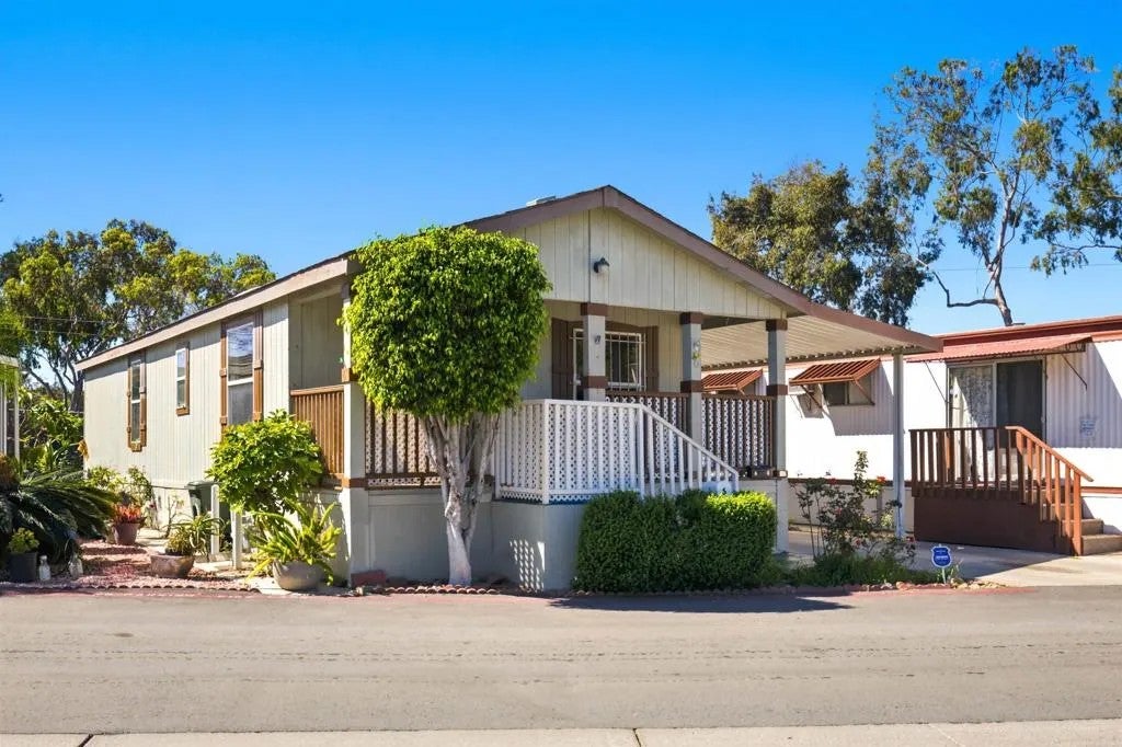 Photo of 6 Via Veneto #5, Chula Vista, CA 91910 (MLS # PTP2607829)