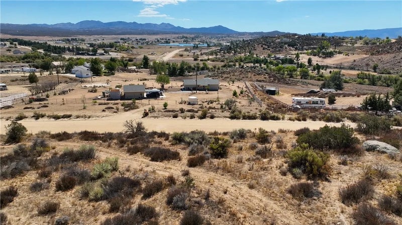48910 Forest Springs