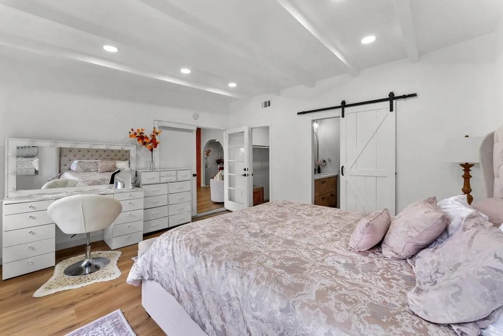 4055 Mount Albertine Avenue