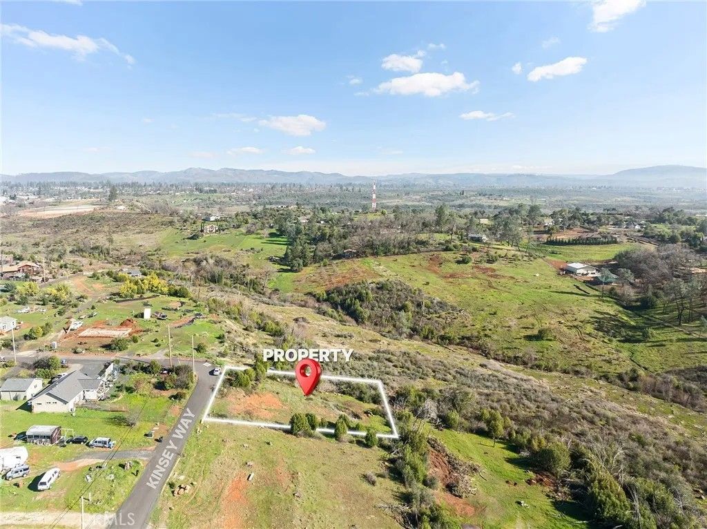 Photo of 774 Kinsey Way, Paradise, CA 95969 (MLS # SN26022870)