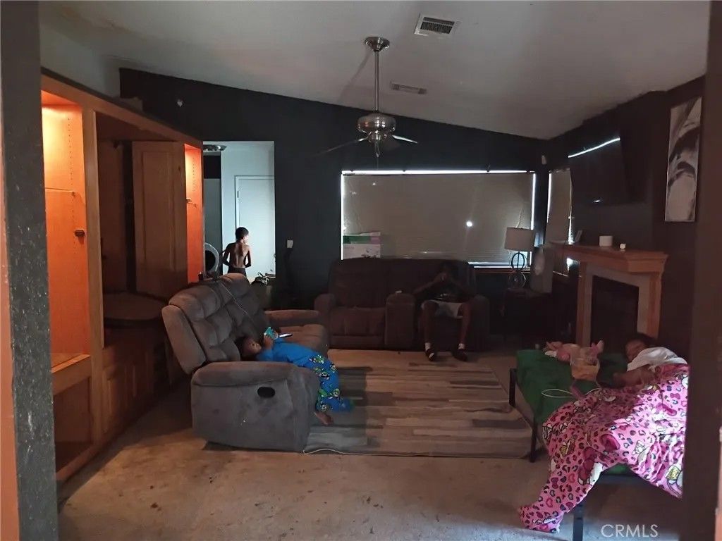 Photo of 21641 Shaw ST, California City, CA 93505 (MLS # CV26104577)