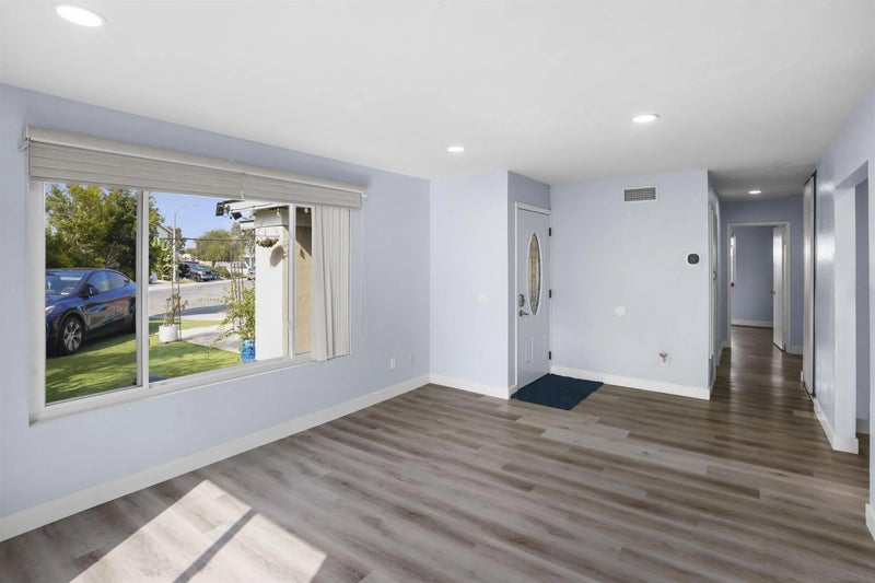 7760 Parkdale Cove