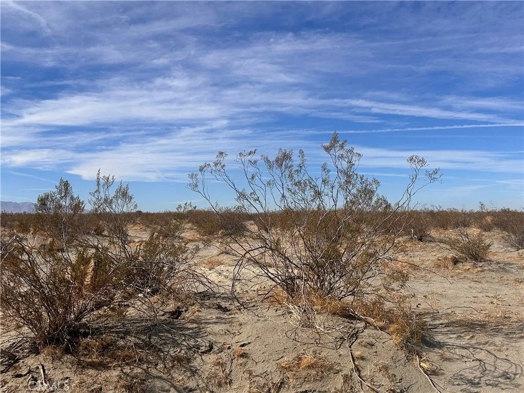 Photo of 0 Tanner, El Mirage, CA 92301 (MLS # OC26011974)