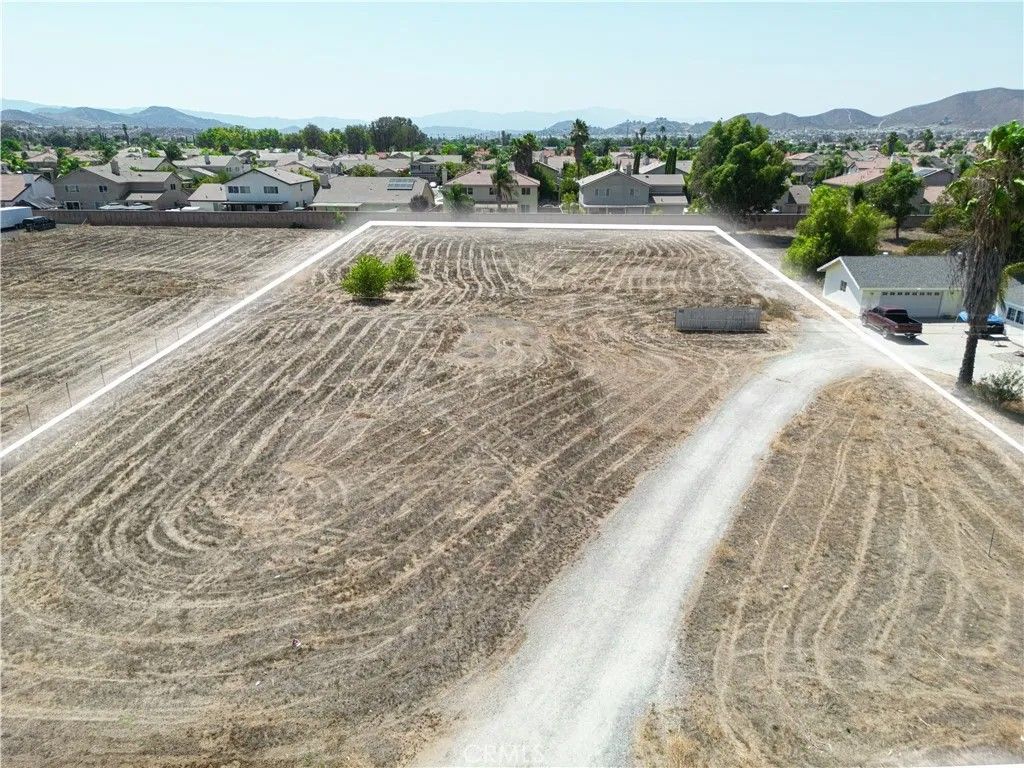 Photo of 43 Boynton Ln, Menifee, CA 92586 (MLS # SW25175347)