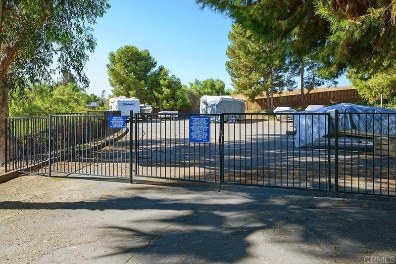 1550 APACHE DR UNIT D