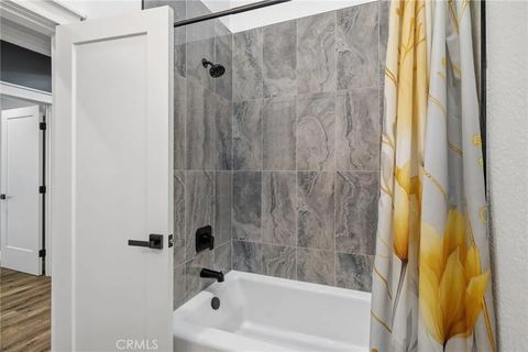 Tiny photo for 25136 Marci Way, Valencia, CA 91355 (MLS # SR25264049)