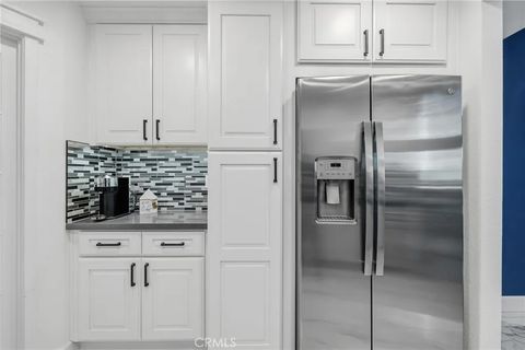 Tiny photo for 25136 Marci Way, Valencia, CA 91355 (MLS # SR25264049)