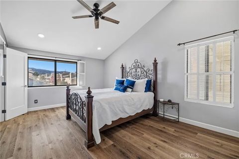 Tiny photo for 25136 Marci Way, Valencia, CA 91355 (MLS # SR25264049)