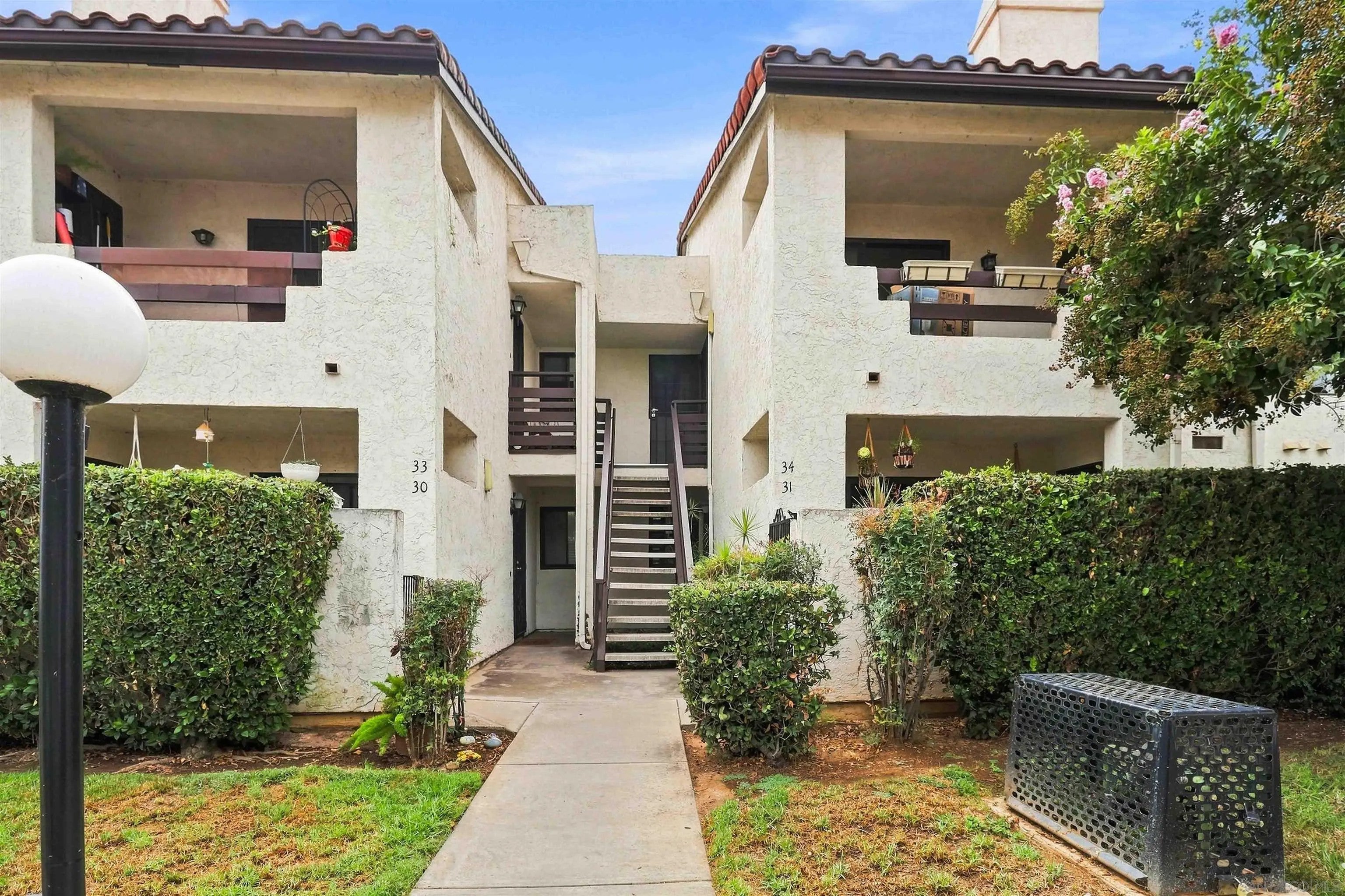 2425 Cranston Dr. 34