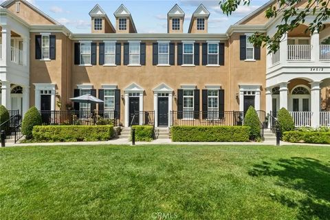 24012 Brideport Lane 12 Valencia CA 91355