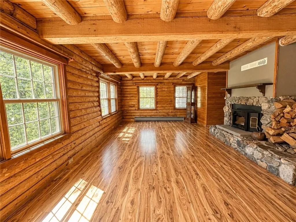 1901 Bernina Dr