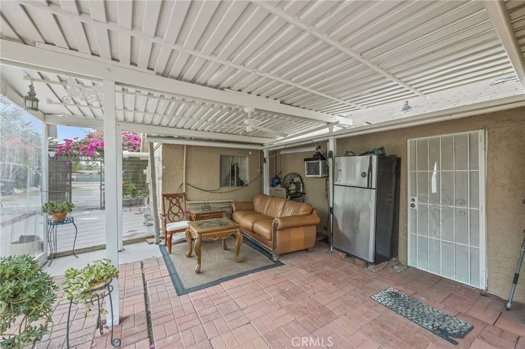 2554 N State