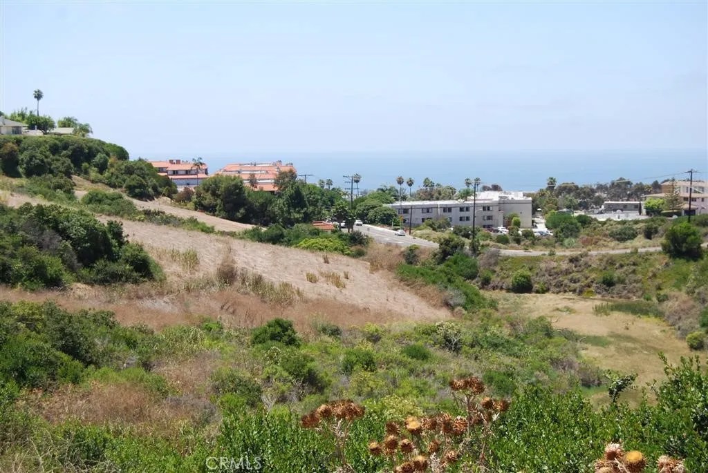 170 AVENIDA PRESIDIO