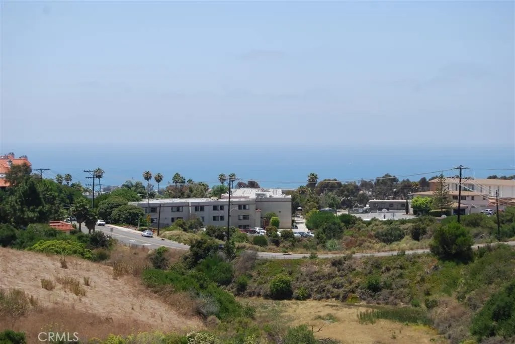170 AVENIDA PRESIDIO