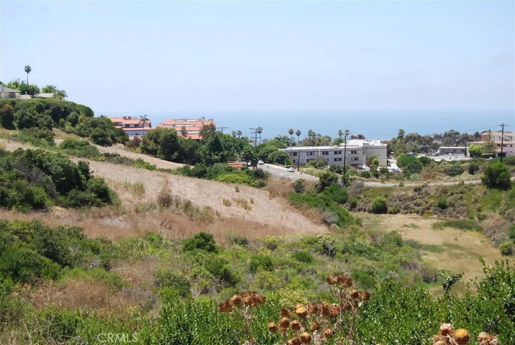 170 AVENIDA PRESIDIO