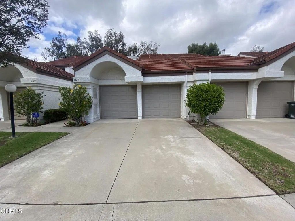 Photo of 1425 Calle Lozano, Camarillo, CA 93012 (MLS # V1-35561)