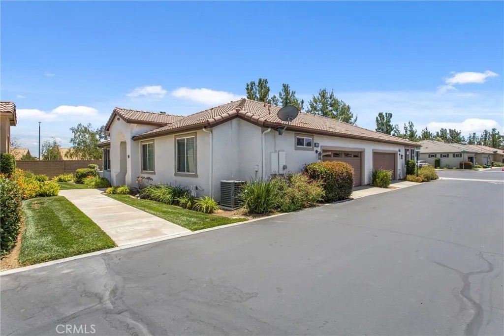1680 Beaver Creek B