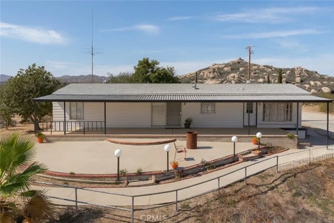 Photo of 1020 Clayton Dr, Perris, CA 92570 (MLS # IG26201090)