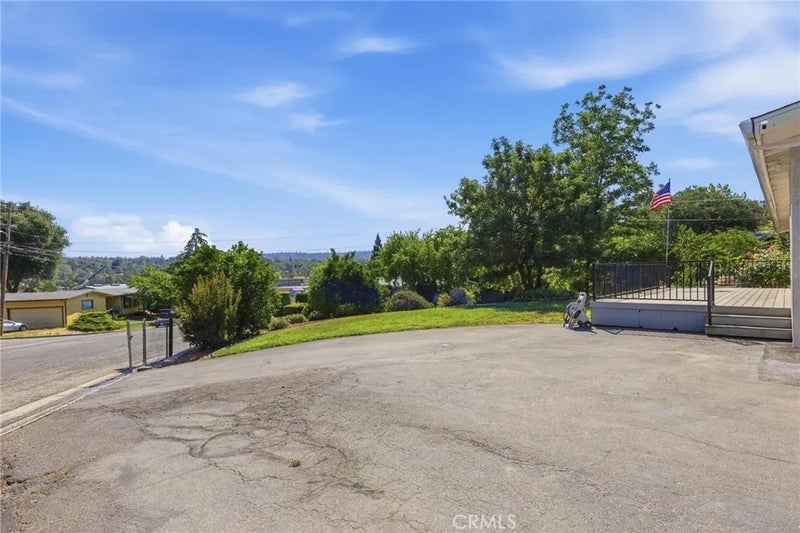 17 Southview Drive