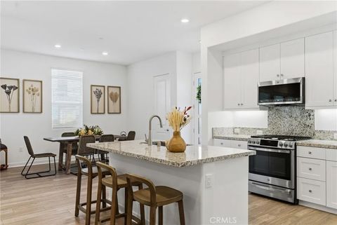 Tiny photo for 27410 N Merlin Place #101, Valencia, CA 91381 (MLS # PI25252894)