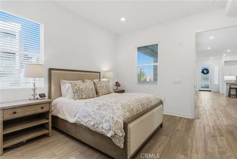 Tiny photo for 27410 N Merlin Place #101, Valencia, CA 91381 (MLS # PI25252894)