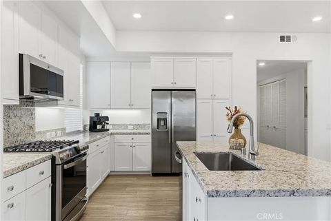 Tiny photo for 27410 N Merlin Place #101, Valencia, CA 91381 (MLS # PI25252894)