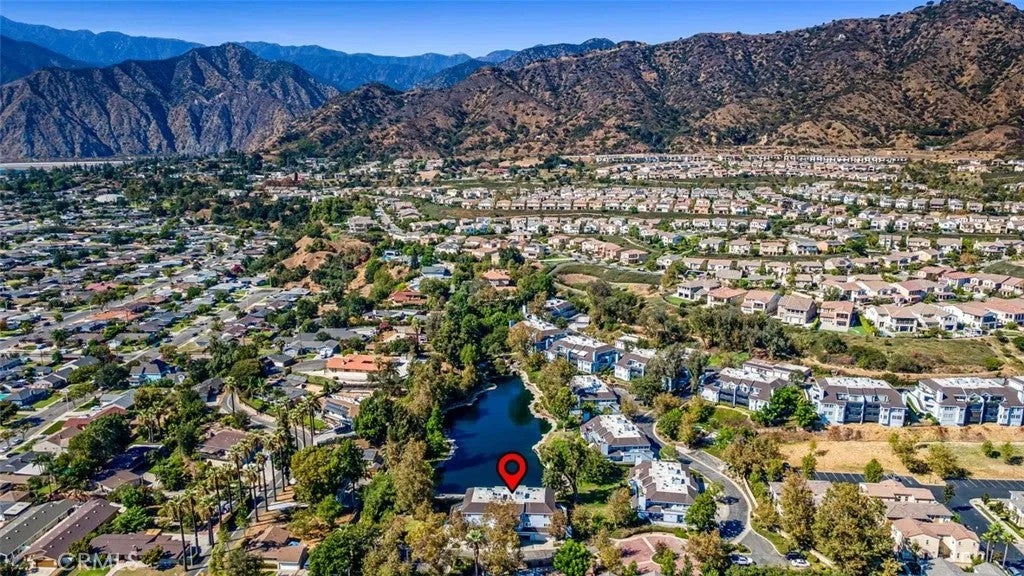 Photo of 1005 Lakeview TER, Azusa, CA 91702 (MLS # CV26193176)