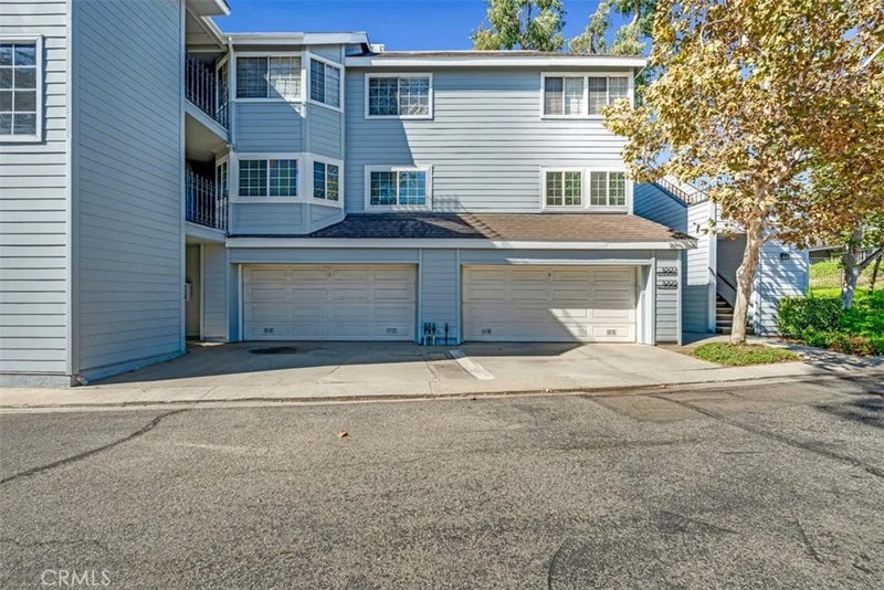 1005 Lakeview