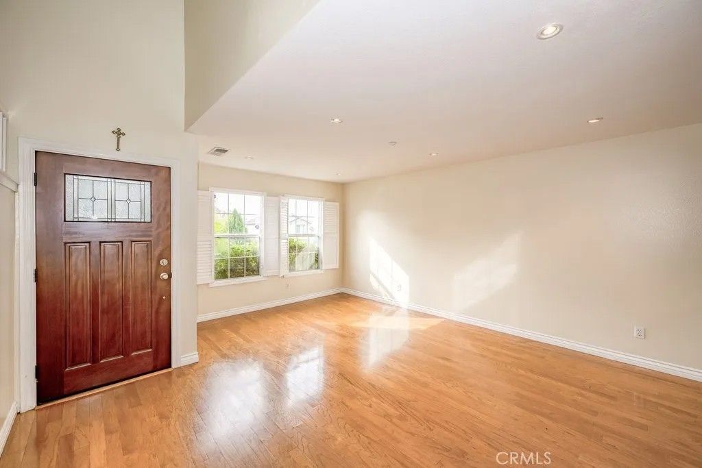 Photo of 12200 Crest Avenue, Sylmar, CA 91342 (MLS # SR26077905)