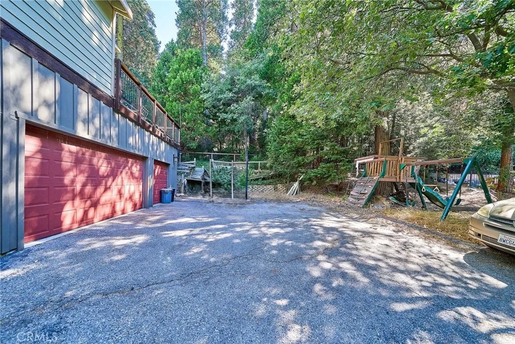 23891 Lakeview