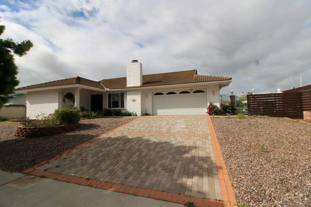 Photo of 4045 Via Los Padres, Oceanside, CA 92057 (MLS # 260004181)