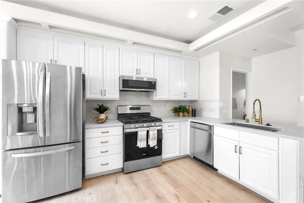 Photo for 28 Montana Del Lago Dr, Rancho Santa Margarita, CA 92688 (MLS # OC25245172)