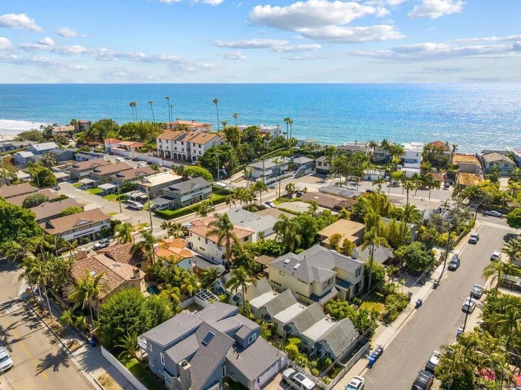 Photo of 215 Lolita Street, Encinitas, CA 92024 (MLS # NDP2605544)