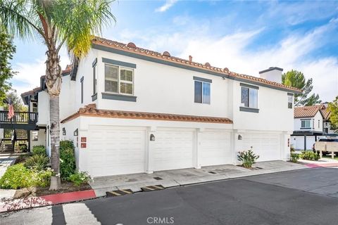 Tiny photo for 6 Dianthus, Rancho Santa Margarita, CA 92688 (MLS # OC25258290)