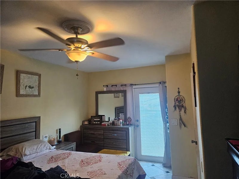 11313 E Avenue R8