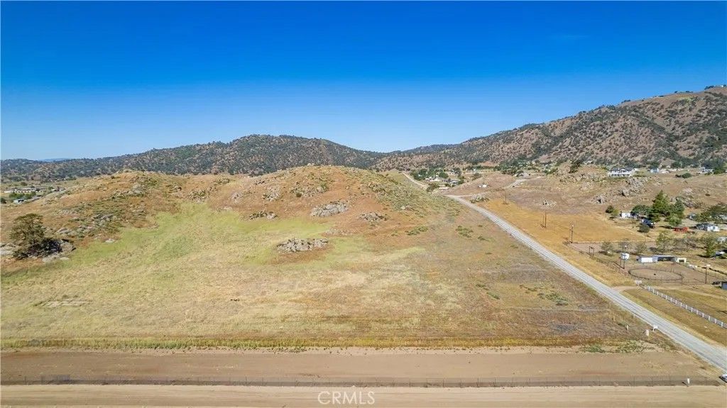 Photo of 0 Edward, Tehachapi, CA 93561 (MLS # PI26104182)
